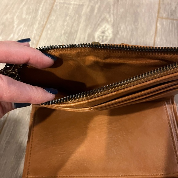 Maurice’s wristlet - Picture 3 of 6